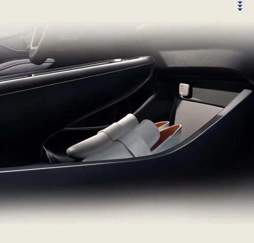 內(nèi)外煥新 全新一代別克君越官圖與配置發(fā)布，二手車市場(chǎng)或迎新機(jī)遇